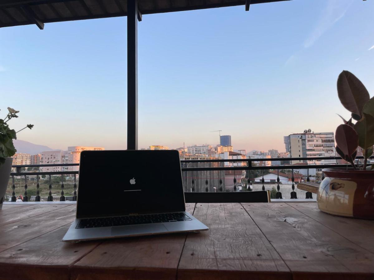 Cozy Big Apartment With Balcony Tirana Extérieur photo