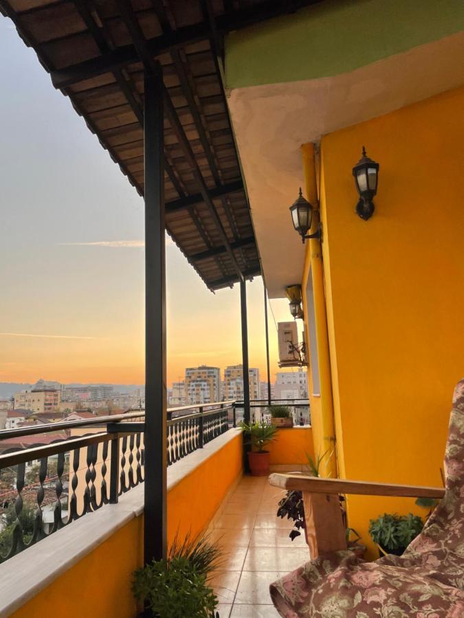 Cozy Big Apartment With Balcony Tirana Extérieur photo