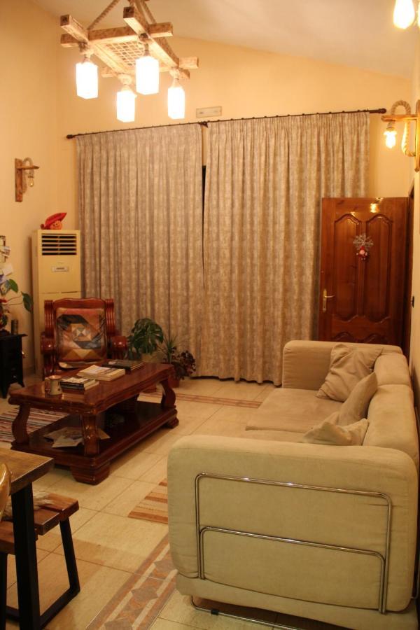 Cozy Big Apartment With Balcony Tirana Extérieur photo