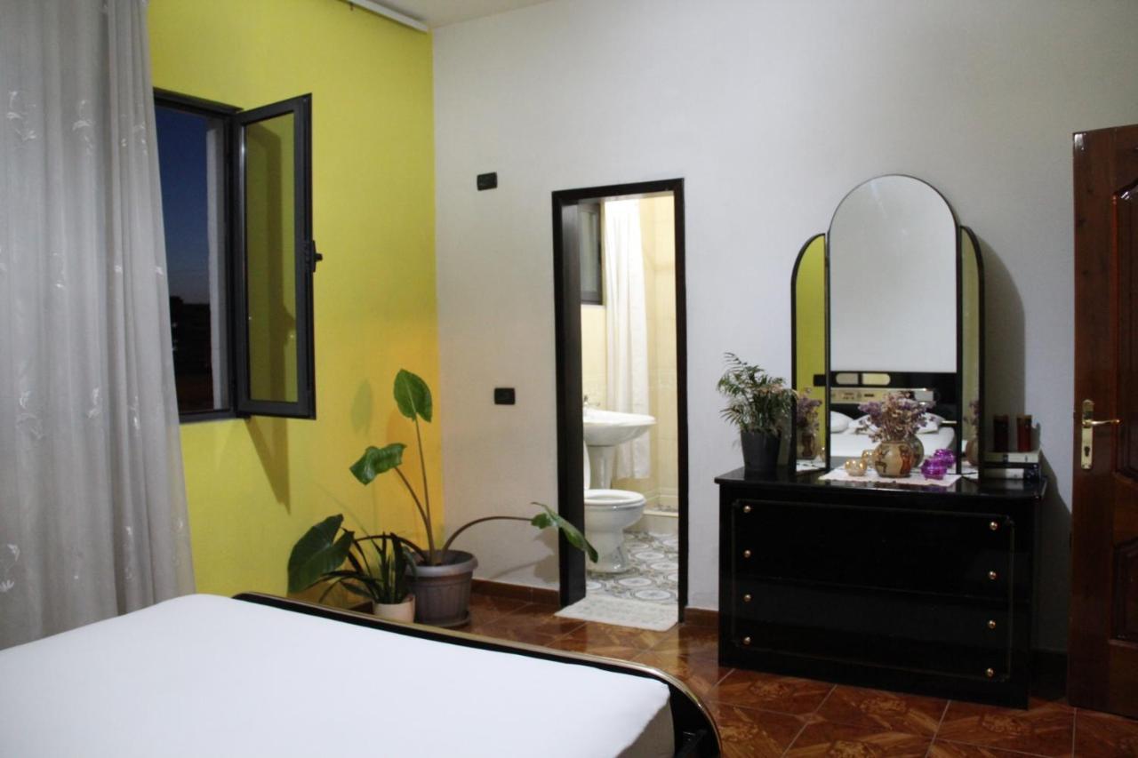 Cozy Big Apartment With Balcony Tirana Extérieur photo