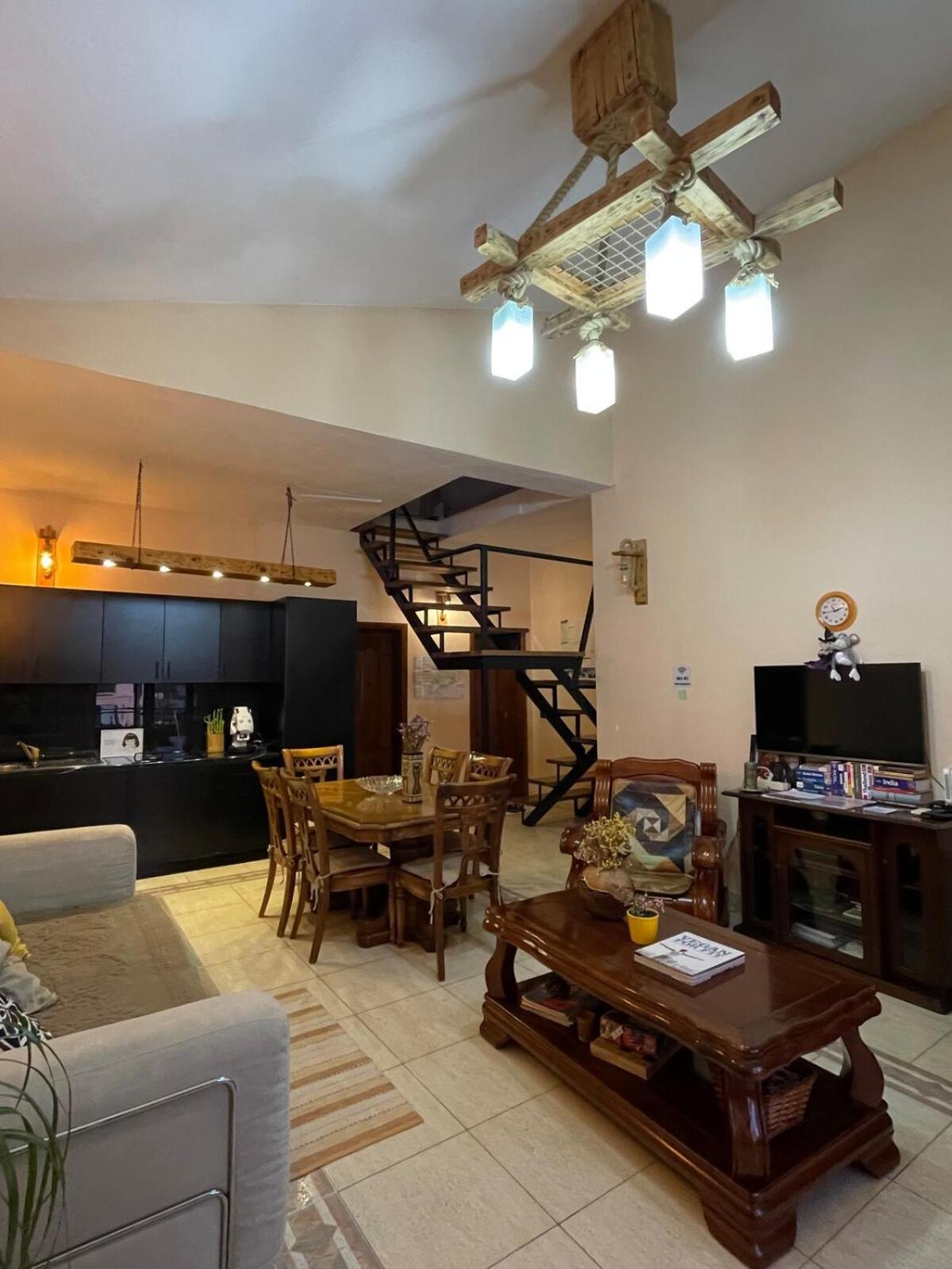 Cozy Big Apartment With Balcony Tirana Extérieur photo